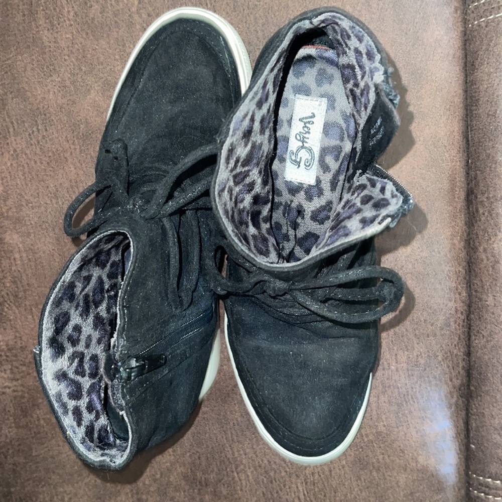 Black Booties - Picture 4 of 4